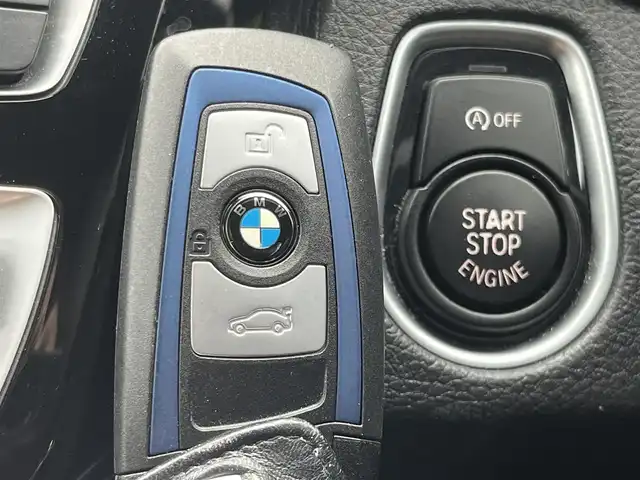 ＢＭＷ ４２０ｉ グランクーペ Mスポーツ 静岡県 2018(平30)年 4.8万km ミネラルグレー ワンオーナー/茶革シート/電動リアゲート/ブラインドスポットアシスト/iDrive/(CD/DVD/Bluetooth/フルセグ)/インテリジェントセーフティ/バックカメラ/アダプティブクルーズコントロール/レーンキープアシスト/PDC/メモリー付パワーシート /シートヒーター /コンフォートアクセス/ETC/ドライブレコーダー/フロアマット/純正18インチアルミホイール/保証書/取扱説明書