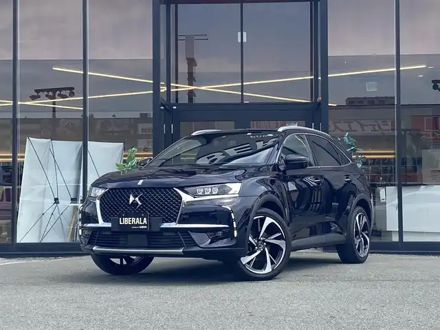 ＤＳオートモビル ＤＳ７ クロスバック リヴォリ 福岡県 2022(令4)年 3.9万km 紺 ・1オーナー/・サンルーフ/・アクティブクルーズコントロール/・純正HDDナビ/Bluetooth/AppleCarPlay/・全方位カメラ/・黒革シート/シートヒーター/・フルセグ/・社外ETC/・純正20AW/・プッシュスタート/・パーキングアシスト/・アイドリングストップ/・スマートキー/・スペアキー/・パワーシート/・オートライト/・LEDライト/・保証書/・取扱説明書