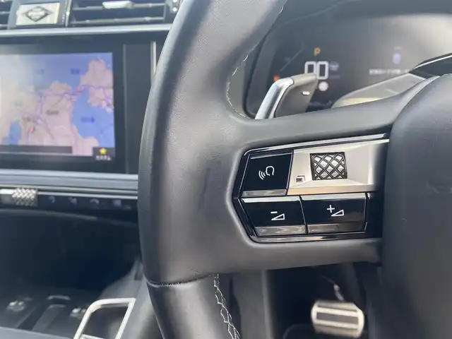 ＤＳオートモビル ＤＳ７ クロスバック リヴォリ 福岡県 2022(令4)年 3.9万km 紺 ・1オーナー/・サンルーフ/・アクティブクルーズコントロール/・純正HDDナビ/Bluetooth/AppleCarPlay/・全方位カメラ/・黒革シート/シートヒーター/・フルセグ/・社外ETC/・純正20AW/・プッシュスタート/・パーキングアシスト/・アイドリングストップ/・スマートキー/・スペアキー/・パワーシート/・オートライト/・LEDライト/・保証書/・取扱説明書