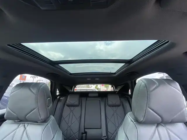 ＤＳオートモビル ＤＳ７ クロスバック リヴォリ 福岡県 2022(令4)年 3.9万km 紺 ・1オーナー/・サンルーフ/・アクティブクルーズコントロール/・純正HDDナビ/Bluetooth/AppleCarPlay/・全方位カメラ/・黒革シート/シートヒーター/・フルセグ/・社外ETC/・純正20AW/・プッシュスタート/・パーキングアシスト/・アイドリングストップ/・スマートキー/・スペアキー/・パワーシート/・オートライト/・LEDライト/・保証書/・取扱説明書