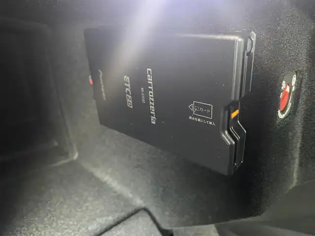 ＤＳオートモビル ＤＳ７ クロスバック リヴォリ 福岡県 2022(令4)年 3.9万km 紺 ・1オーナー/・サンルーフ/・アクティブクルーズコントロール/・純正HDDナビ/Bluetooth/AppleCarPlay/・全方位カメラ/・黒革シート/シートヒーター/・フルセグ/・社外ETC/・純正20AW/・プッシュスタート/・パーキングアシスト/・アイドリングストップ/・スマートキー/・スペアキー/・パワーシート/・オートライト/・LEDライト/・保証書/・取扱説明書
