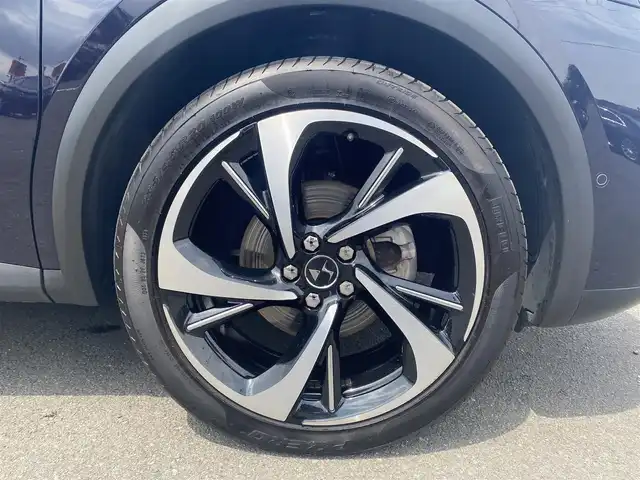 ＤＳオートモビル ＤＳ７ クロスバック リヴォリ 福岡県 2022(令4)年 3.9万km 紺 ・1オーナー/・サンルーフ/・アクティブクルーズコントロール/・純正HDDナビ/Bluetooth/AppleCarPlay/・全方位カメラ/・黒革シート/シートヒーター/・フルセグ/・社外ETC/・純正20AW/・プッシュスタート/・パーキングアシスト/・アイドリングストップ/・スマートキー/・スペアキー/・パワーシート/・オートライト/・LEDライト/・保証書/・取扱説明書