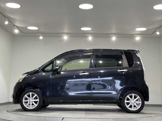ダイハツ ムーヴ カスタム X 愛知県 2012(平24)年 4.8万km ブラックマイカメタリック 社外ナビ（MDV-434DT）/・AM/FM/CD/DVD/・テレビ/ETC/純正14インチアルミホイル/スマートキー/スペアキー/プッシュスタートボタン/オートエアコン/フルフラットシート/純正フロアマット/保証書/取扱説明書