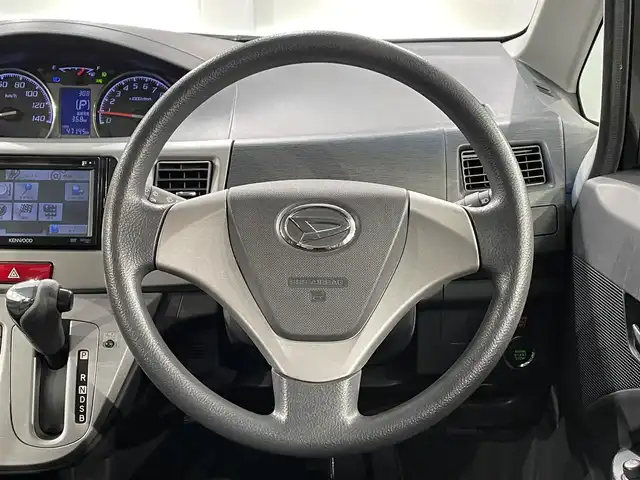 ダイハツ ムーヴ カスタム X 愛知県 2012(平24)年 4.8万km ブラックマイカメタリック 社外ナビ（MDV-434DT）/・AM/FM/CD/DVD/・テレビ/ETC/純正14インチアルミホイル/スマートキー/スペアキー/プッシュスタートボタン/オートエアコン/フルフラットシート/純正フロアマット/保証書/取扱説明書