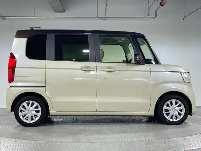 ホンダ Ｎ ＢＯＸ G EX ホンダセンシング 神奈川県 2018(平30)年 6.5万km プレミアムアイボリーパール2トーン 純正７型メモリーナビゲーション【VXM-184VFI】/フルセグ　CD DVD　AM FM iPod　SD USB　Bluetooth　AUX/片側電動スライドドア【ロールサンシェード】/ホンダセンシング/衝突軽減ブレーキ/誤発進抑制機能/後方誤発進抑制機能/歩行者事故低減ステアリング/先行車発進告知お知/アダブティブクルーズコントロール/車線維持支援システム/オートハイビーム/標識認識機能/路外逸脱抑制機能/リアパーキングセンサー/ECON/プラズマクラスター付きオートエアコン　リアヒーターダクト/LEDヘッドライト/オートライト/取説　保証書