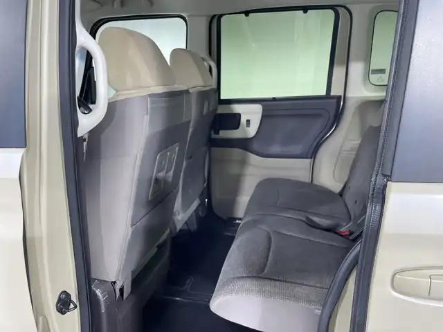 ホンダ Ｎ ＢＯＸ G EX ホンダセンシング 神奈川県 2018(平30)年 6.5万km プレミアムアイボリーパール2トーン 純正７型メモリーナビゲーション【VXM-184VFI】/フルセグ　CD DVD　AM FM iPod　SD USB　Bluetooth　AUX/片側電動スライドドア【ロールサンシェード】/ホンダセンシング/衝突軽減ブレーキ/誤発進抑制機能/後方誤発進抑制機能/歩行者事故低減ステアリング/先行車発進告知お知/アダブティブクルーズコントロール/車線維持支援システム/オートハイビーム/標識認識機能/路外逸脱抑制機能/リアパーキングセンサー/ECON/プラズマクラスター付きオートエアコン　リアヒーターダクト/LEDヘッドライト/オートライト/取説　保証書