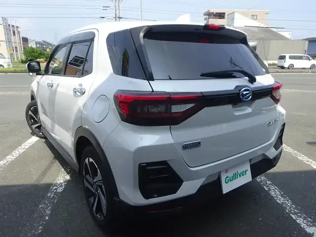 ダイハツ ロッキー プレミアム G HEV 静岡県 2023(令5)年 2.6万km シャイニングホワイトパール ワンオーナー/記録簿R6.R7/運転席助手席シートヒーター/取説・保証書/禁煙車/純正9インチナビ/（CD/DVD/SD/BT/USB/フルセグTV）/走行中TV可（スイッチ有）/ステアリングリモコン/プッシュスタート/バックカメラ/ナビ連動純正Fドライブレコーダー/ビルトインETC/電子パーキング/前後コーナーセンサー/ハーフレザーシート/LEDヘッドライト/スマートアシスト/レーダークルーズコントロール/純正マット・バイザー/純正17インチAW