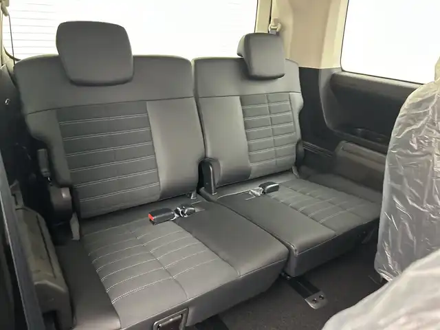 三菱 デリカＤ：５ シャモニー 三重県 2025(令7)年 0.1千km パール /登録済未使用車//アルパインナビ（フルセグ・Bluetooth・CD・DVD・USB・HDMI・AppleCarPlay・AndroidAuto）//バックカメラ//両側パワースライドドア//パワーバックドア//ブラインドスポットモニター//ステアリングヒーター//運転席パワーシート//前席シートヒーター//パドルシフト//電子パーキング