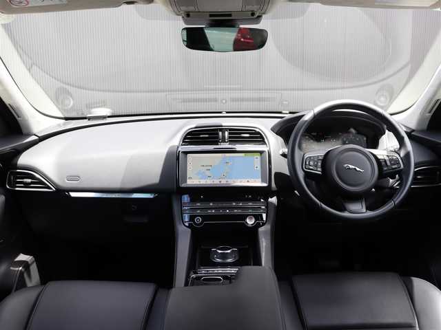 ジャガー Ｆペース プレステージ 長野県 2020(令2)年 3.5万km 黒 ・黒革シート　/・純正ナビ　/・360°カメラ　/・Carplay/・ACC/・衝突軽減ブレーキ/・レーンキープアシスト/・パークセンサー　/・MERIDIANサウンド　/・パワーシート／ヒーター　/・パワーバックドア　/・OP19AW/・LEDヘッドライト