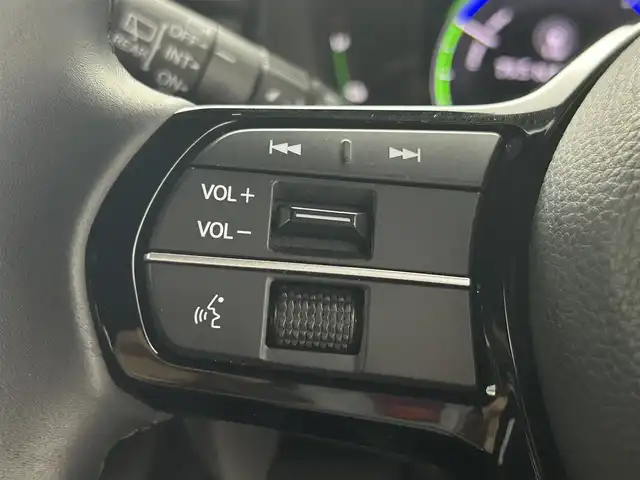 ホンダ ステップワゴン スパーダ クルスピセンシング 埼玉県 2016(平28)年 6.9万km プレミアムスパークルブラックパール 純正9型ナビ　Ｂｌｕｅｔｏｏｔｈ　バックカメラ　純正１１型後席モニター　両側パワースライドドア　シートヒーター　レーダークルーズコントロール　ハーフレザーシート　ビルトインＥＴＣ　レーンアシスト