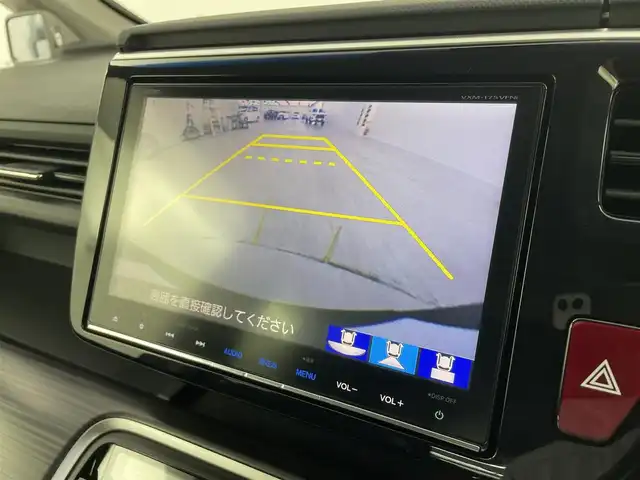 ホンダ ステップワゴン スパーダ クルスピセンシング 埼玉県 2016(平28)年 6.9万km プレミアムスパークルブラックパール 純正9型ナビ　Ｂｌｕｅｔｏｏｔｈ　バックカメラ　純正１１型後席モニター　両側パワースライドドア　シートヒーター　レーダークルーズコントロール　ハーフレザーシート　ビルトインＥＴＣ　レーンアシスト