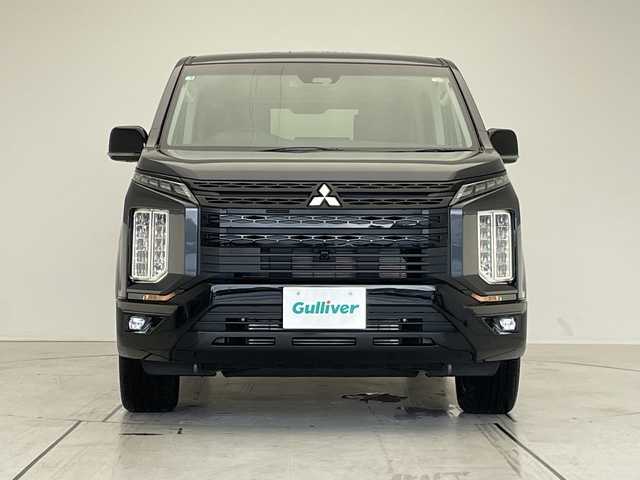 三菱 デリカＤ：５ ブラックエディション 愛知県 2025(令7)年 0.1千km グレーⅡ 登録済未使用車/純正11型ナビ/全方位カメラ/両側パワースライドドア/レーダークルーズコントロール/シートヒーター/バックカメラ/電動リアゲート/コーナーセンサー/純正アルミホイール/ブラインドスポットモニター/パドルシフト/オートマチックハイビーム/衝突軽減システム/フルセグ/CD DVD/Bluetooth/ステアリングスイッチ/スマートキー/プッシュスタート