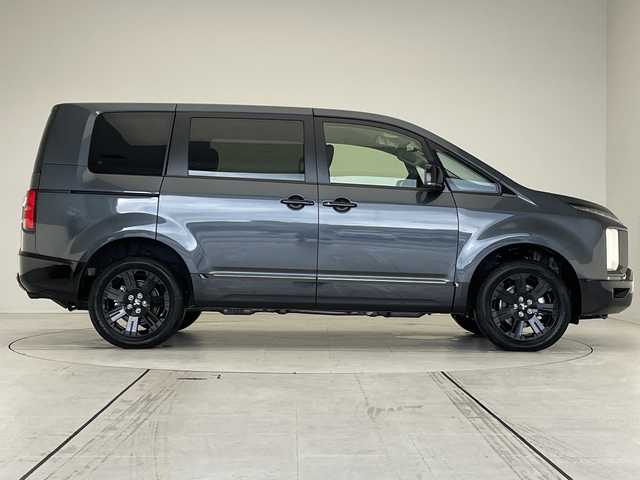 三菱 デリカＤ：５ ブラックエディション 愛知県 2025(令7)年 0.1千km グレーⅡ 登録済未使用車/純正11型ナビ/全方位カメラ/両側パワースライドドア/レーダークルーズコントロール/シートヒーター/バックカメラ/電動リアゲート/コーナーセンサー/純正アルミホイール/ブラインドスポットモニター/パドルシフト/オートマチックハイビーム/衝突軽減システム/フルセグ/CD DVD/Bluetooth/ステアリングスイッチ/スマートキー/プッシュスタート