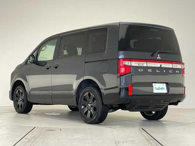 三菱 デリカＤ：５ ブラックエディション 愛知県 2025(令7)年 0.1千km グレーⅡ 登録済未使用車/純正11型ナビ/全方位カメラ/両側パワースライドドア/レーダークルーズコントロール/シートヒーター/バックカメラ/電動リアゲート/コーナーセンサー/純正アルミホイール/ブラインドスポットモニター/パドルシフト/オートマチックハイビーム/衝突軽減システム/フルセグ/CD DVD/Bluetooth/ステアリングスイッチ/スマートキー/プッシュスタート