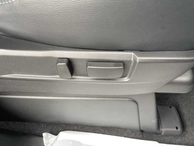 三菱 デリカＤ：５ ブラックエディション 愛知県 2025(令7)年 0.1千km グレーⅡ 登録済未使用車/純正11型ナビ/全方位カメラ/両側パワースライドドア/レーダークルーズコントロール/シートヒーター/バックカメラ/電動リアゲート/コーナーセンサー/純正アルミホイール/ブラインドスポットモニター/パドルシフト/オートマチックハイビーム/衝突軽減システム/フルセグ/CD DVD/Bluetooth/ステアリングスイッチ/スマートキー/プッシュスタート