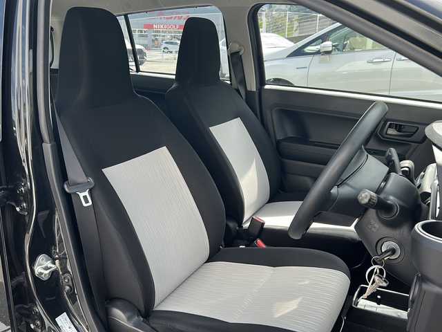 ダイハツ ミラ イース L SAⅢ 大阪府 2020(令2)年 3.7万km ブラックマイカメタリック スマートアシスト３　社外ナビ　ＣＤ　ＤＶＤ　ＢＴ　フルセグＴＶ　バックカメラ　アイドリングストップ　コーナーセンサー　キーレス　ＥＴＣ　オートハイビーム