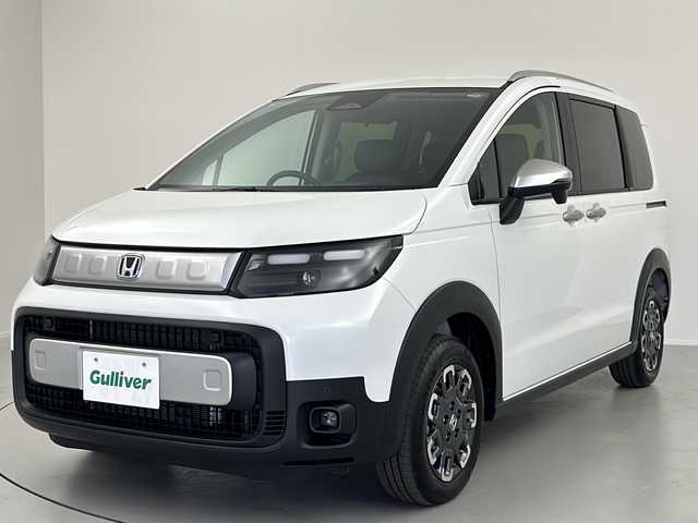 ホンダ フリード ハイブリット e:HEV クロスター 福島県 2025(令7)年 0.1千km プラチナホワイトパール /禁煙車//4WD//Honda SENSING/・衝突軽減ブレーキ/・路外逸脱抑制機能/・アダプティブクルーズコントロール/・車線維持支援システム/・オートハイビーム//メーカーOPナビ/・BT.USB.スマホ連携/・フルセグTV//バックカメラ//両側パワースライドドア//ハーフレザーシート/・前席シートヒーター//LEDヘッドライト//LEDフォグライト//プッシュスタート//スマートキー×2//ステアリングスイッチ//純正15インチAW//ロールサンシェード//ワイパーデアイサー