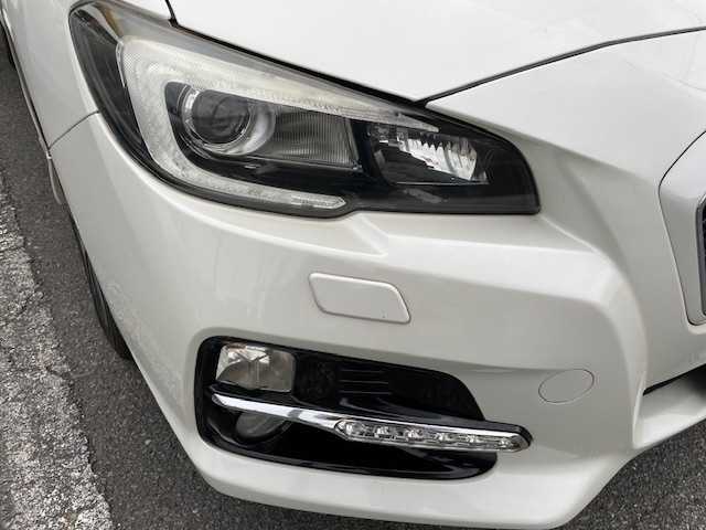 スバル レヴォーグ 1．6GT－S アイサイト 神奈川県 2015(平27)年 11万km クリスタルホワイトP アイサイト（ｖｅｒ３）/パドルシフト/レーダークルーズコントロール/ダウンヒルアシスト/横滑り防止装置/レーンキープアシスト/衝突軽減システム/純正１８インチＡＷ/社外ナビ（AVIC-RZ09）/CD/DVD/フルセグTV/BT/SD/バックカメラ/スマートキーｘ２本/エンジンスターター/車高調/ETC/