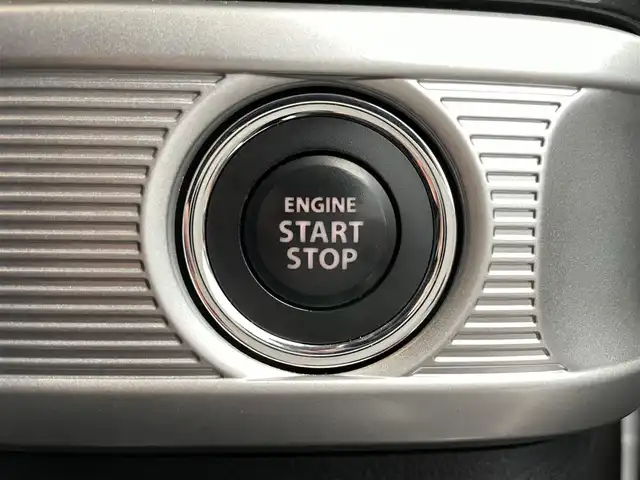 スズキ スペーシア カスタム HYBRID XS 鹿児島県 2020(令2)年 2.1万km スチールシルバーM 社外ディスプレイオーディオ(FM/AM/CD/DVD/BT)/プッシュスタート/両側パワスラ/バックカメラ/アイドリングストップ/ハーフレザーシート/D席シートヒーター/純正フロアマット/純正アルミホイール/オートライト/ABS/ESP/DSBS/レーンキープアシスト/後方コーナーセンサー/イモビライザーシステム/スマートキー/取扱説明書/保証書