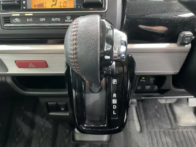 スズキ スペーシア カスタム HYBRID XS 鹿児島県 2020(令2)年 2.1万km スチールシルバーM 社外ディスプレイオーディオ(FM/AM/CD/DVD/BT)/プッシュスタート/両側パワスラ/バックカメラ/アイドリングストップ/ハーフレザーシート/D席シートヒーター/純正フロアマット/純正アルミホイール/オートライト/ABS/ESP/DSBS/レーンキープアシスト/後方コーナーセンサー/イモビライザーシステム/スマートキー/取扱説明書/保証書