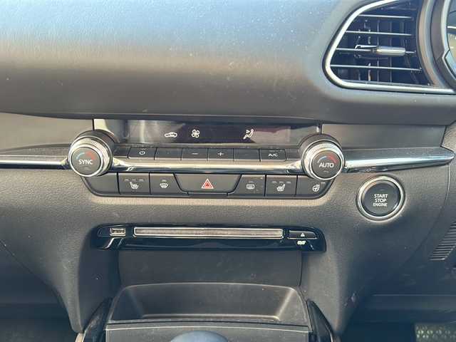 マツダ ＣＸ－３０ 20S Lパッケージ 静岡県 2020(令2)年 2.8万km ソウルレッドクリスタルM 純正SDナビ/・CD/・DVD/・フルセグＴＶ/・Bluetooth/・HDMI/・USB/・AM/・FM/主要装備/・衝突軽減/・レーンキープ/・追従クルコン/・コーナーセンサー前後/・全方位カメラ/・BSM/・HUD/・ETC/・ドラレコ/・ハーフレザーシート/・シートヒーターD/N席/・パワーシートD席/・ハンドルヒーター/・パワーバックドア/・デジタルインナーミラー/・パドルシフト/・ステリモ/・電動パーキングブレーキ/・オートホールド/・LEDヘッドライト/・オートハイビーム