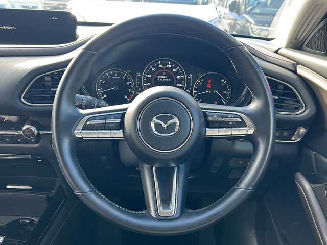 マツダ ＣＸ－３０ 20S Lパッケージ 静岡県 2020(令2)年 2.8万km ソウルレッドクリスタルM 純正SDナビ/・CD/・DVD/・フルセグＴＶ/・Bluetooth/・HDMI/・USB/・AM/・FM/主要装備/・衝突軽減/・レーンキープ/・追従クルコン/・コーナーセンサー前後/・全方位カメラ/・BSM/・HUD/・ETC/・ドラレコ/・ハーフレザーシート/・シートヒーターD/N席/・パワーシートD席/・ハンドルヒーター/・パワーバックドア/・デジタルインナーミラー/・パドルシフト/・ステリモ/・電動パーキングブレーキ/・オートホールド/・LEDヘッドライト/・オートハイビーム