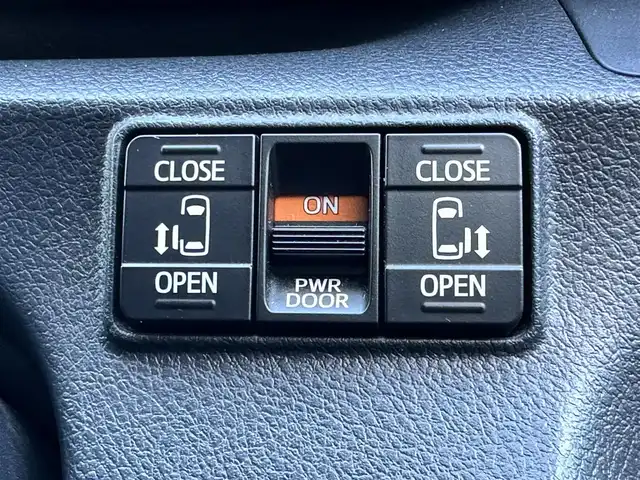 トヨタ シエンタ G 島根県 2018(平30)年 5.4万km クールボルドーガラスフレーク 登録時走行距離53446Km/保証書/取扱説明書/純正ディーラーOPナビ/フルセグTV/両側パワースライドドア/衝突軽減ブレーキ/バックカメラ/LEDヘッドライト/前席シートヒーター/ウィンカーミラー/電動格納ミラー/アイドリングストップ/ETC/プッシュスタート