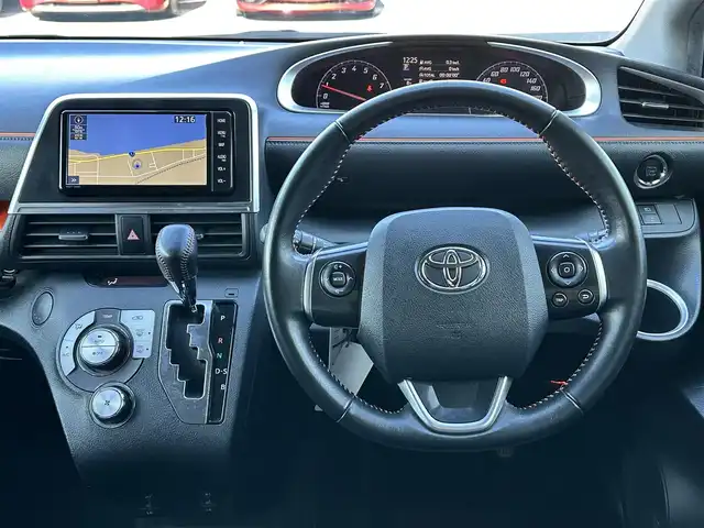 トヨタ シエンタ G 島根県 2018(平30)年 5.4万km クールボルドーガラスフレーク 登録時走行距離53446Km/保証書/取扱説明書/純正ディーラーOPナビ/フルセグTV/両側パワースライドドア/衝突軽減ブレーキ/バックカメラ/LEDヘッドライト/前席シートヒーター/ウィンカーミラー/電動格納ミラー/アイドリングストップ/ETC/プッシュスタート