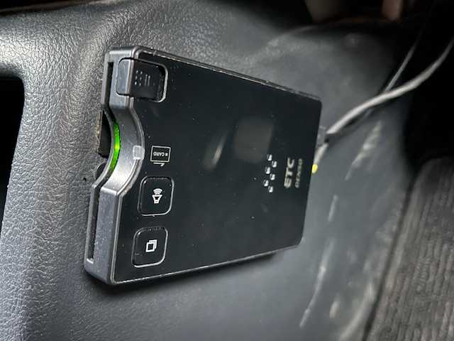 トヨタ ｂＢ Z エアロパッケージ 青森県 2010(平22)年 6.8万km ブラックマイカメタリック 4WD/メモリナビ・ワンセグTV/SD・CD・AUX/ETC/社外エンジンスターター/前後コーナーセンサー/ベンチシート/キーレスキー/純正フロアマット/HIDヘッドライト/フォグランプ/純正15インチAW