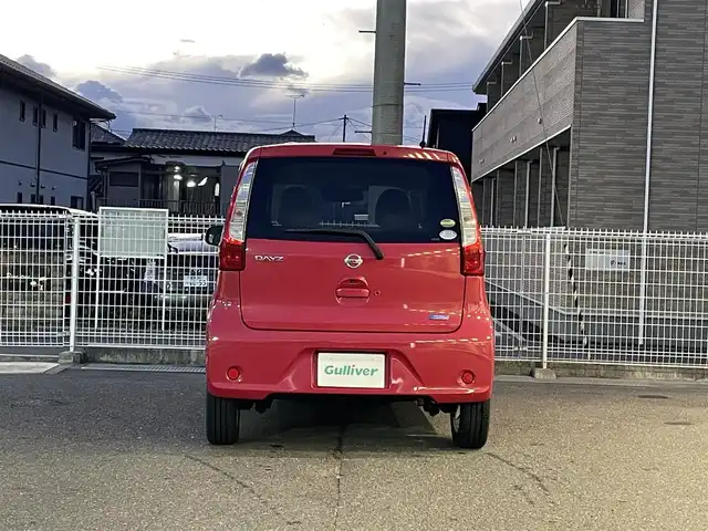 日産 デイズ X Vセレ +SeftyⅡ 石川県 2015(平27)年 5.5万km アゼリアピンク 4WD/セーフティII/・衝突軽減ブレーキ/・踏み間違い衝突防止アシスト/・アラウンドビューモニター/純正SDナビゲーション/【Bluetooth・フルセグTV・CD・DVD・SD・AUX】/エンジンプッシュスタート/・スマートキー/ハロゲンヘッドライト/・オートライト/D席シートヒーター/純正フロアマット/横滑り防止装置/アイドリングストップ/保証書/取扱説明書