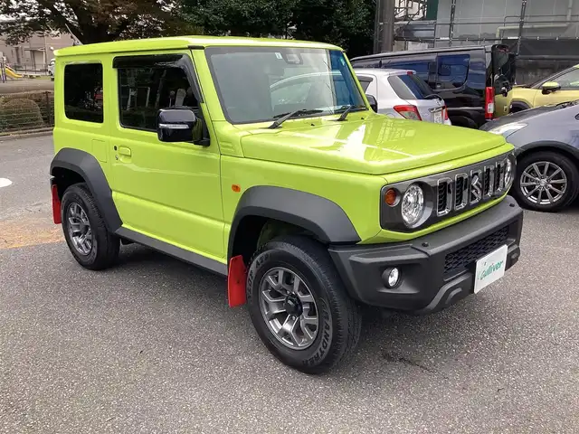 スズキ ジムニー シエラ JC 神奈川県 2023(令5)年 0.9万km キネティックイエロー ワンオーナー/4WD/セーフティサポート/・デュアルセンサーブレーキサポート/・誤発進抑制機能/・車線逸脱警報機能/・標識認識機能/前席シートヒーター/純正フロアマット/スペアキー×1/取扱説明書/保証書