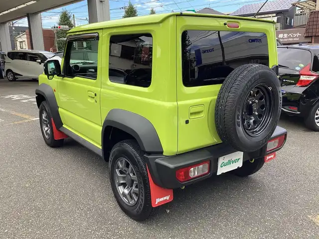 スズキ ジムニー シエラ JC 神奈川県 2023(令5)年 0.9万km キネティックイエロー ワンオーナー/4WD/セーフティサポート/・デュアルセンサーブレーキサポート/・誤発進抑制機能/・車線逸脱警報機能/・標識認識機能/前席シートヒーター/純正フロアマット/スペアキー×1/取扱説明書/保証書