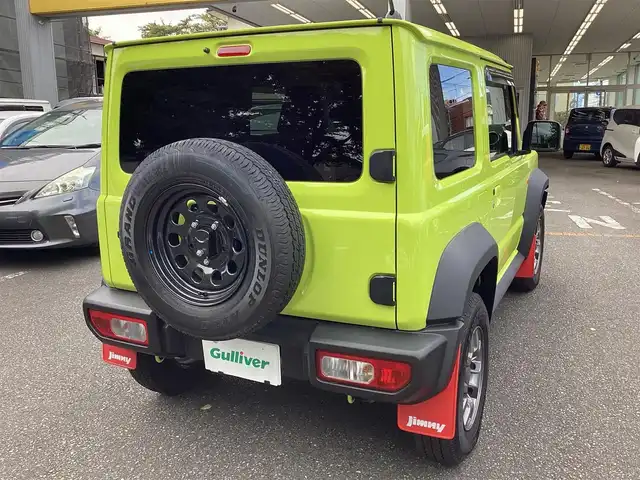 スズキ ジムニー シエラ JC 神奈川県 2023(令5)年 0.9万km キネティックイエロー ワンオーナー/4WD/セーフティサポート/・デュアルセンサーブレーキサポート/・誤発進抑制機能/・車線逸脱警報機能/・標識認識機能/前席シートヒーター/純正フロアマット/スペアキー×1/取扱説明書/保証書