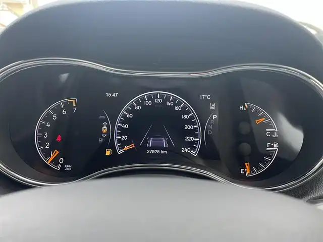 クライスラー・ジープ ジープ グランドチェロキー LTD 静岡県 2021(令3)年 2.8万km ブリリアントブラッククリスタル SRT8エンジンフード/20インチメッキ調アルミホイール/UconnectナビフルセグTVCarplay　Bluetooth/フロントサイドバックカメラ/ブラックレザーシートシートヒーター/ベンチレーションシート/サイドステップ/パワーテールゲート/レインセンサー/メッキパーツ各所/ブラッククロームマフラーカッター/衝突軽減ブレーキ　レーンセンス/ACC ブラインドスポットモニター/前後ドライブレコーダー（フロント360度）/リヤガラスフィルム施工/ローダウン