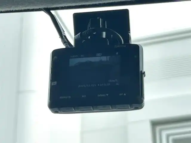 スズキ ハスラー Jスタイル 宮崎県 2015(平27)年 9万km クールカーキパールメタリック/ホワイト2トーンルーフ (株)IDOMが運営する【じしゃロン宮崎店】の自社ローン対象車両になります。こちらは現金ご利用時の価格です。/自社ローンご希望の方は別途その旨お申付け下さい。//ナビ(GCX514)//TV/CD/DVD/Bluetooth//バックカメラ//ETC//前席シートヒーター//純正フロアマット//社外アルミホイール//ドアバイザー//電格ウィンカーミラー//ドライブレコーダー