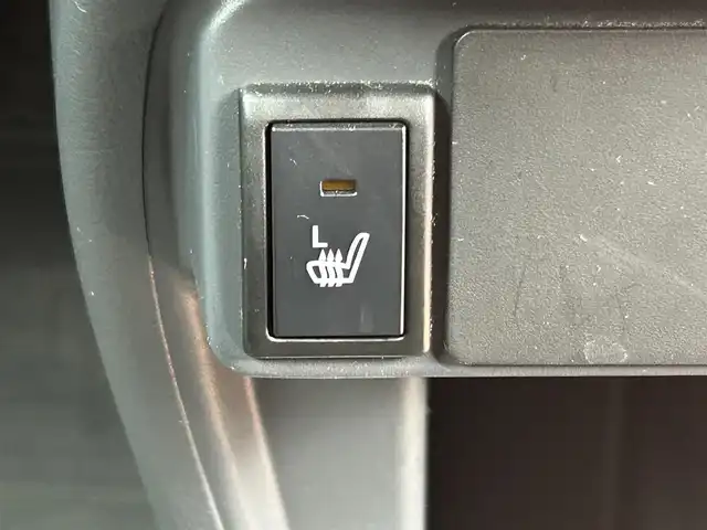 スズキ ハスラー Jスタイル 宮崎県 2015(平27)年 9万km クールカーキパールメタリック/ホワイト2トーンルーフ (株)IDOMが運営する【じしゃロン宮崎店】の自社ローン対象車両になります。こちらは現金ご利用時の価格です。/自社ローンご希望の方は別途その旨お申付け下さい。//ナビ(GCX514)//TV/CD/DVD/Bluetooth//バックカメラ//ETC//前席シートヒーター//純正フロアマット//社外アルミホイール//ドアバイザー//電格ウィンカーミラー//ドライブレコーダー