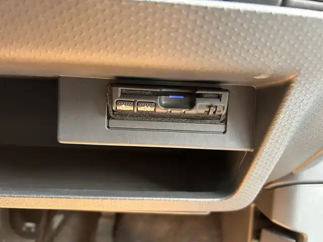 スズキ ハスラー Jスタイル 宮崎県 2015(平27)年 9万km クールカーキパールメタリック/ホワイト2トーンルーフ (株)IDOMが運営する【じしゃロン宮崎店】の自社ローン対象車両になります。こちらは現金ご利用時の価格です。/自社ローンご希望の方は別途その旨お申付け下さい。//ナビ(GCX514)//TV/CD/DVD/Bluetooth//バックカメラ//ETC//前席シートヒーター//純正フロアマット//社外アルミホイール//ドアバイザー//電格ウィンカーミラー//ドライブレコーダー