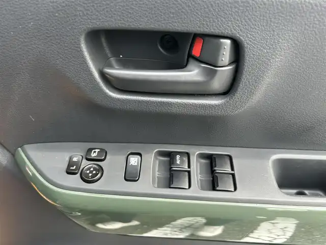 スズキ ハスラー Jスタイル 宮崎県 2015(平27)年 9万km クールカーキパールメタリック/ホワイト2トーンルーフ (株)IDOMが運営する【じしゃロン宮崎店】の自社ローン対象車両になります。こちらは現金ご利用時の価格です。/自社ローンご希望の方は別途その旨お申付け下さい。//ナビ(GCX514)//TV/CD/DVD/Bluetooth//バックカメラ//ETC//前席シートヒーター//純正フロアマット//社外アルミホイール//ドアバイザー//電格ウィンカーミラー//ドライブレコーダー