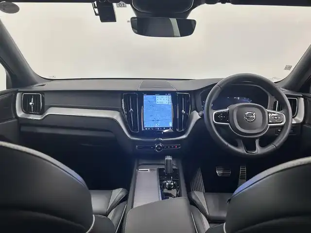 ボルボ ボルボ ＸＣ６０ B6 AWD Rデザイン 岡山県 2021(令3)年 6.4万km グレー パイロットアシスト/CarSafety/純正Googleナビ/ステアリングアシスト/HarmanKardonプレミアムサウンド/ヘッドアップディスプレイ/エアサス/Rデザインハーフレザーシート/シートヒーター前後/ベンチレーション/PWシート/360°カメラ/アップルカープレイ/アンドロイドオート/純正21インチAW/ドラレコ前後/ETC2.0