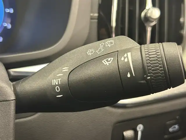 ボルボ ボルボ ＸＣ６０ B6 AWD Rデザイン 岡山県 2021(令3)年 6.4万km グレー パイロットアシスト/CarSafety/純正Googleナビ/ステアリングアシスト/HarmanKardonプレミアムサウンド/ヘッドアップディスプレイ/エアサス/Rデザインハーフレザーシート/シートヒーター前後/ベンチレーション/PWシート/360°カメラ/アップルカープレイ/アンドロイドオート/純正21インチAW/ドラレコ前後/ETC2.0