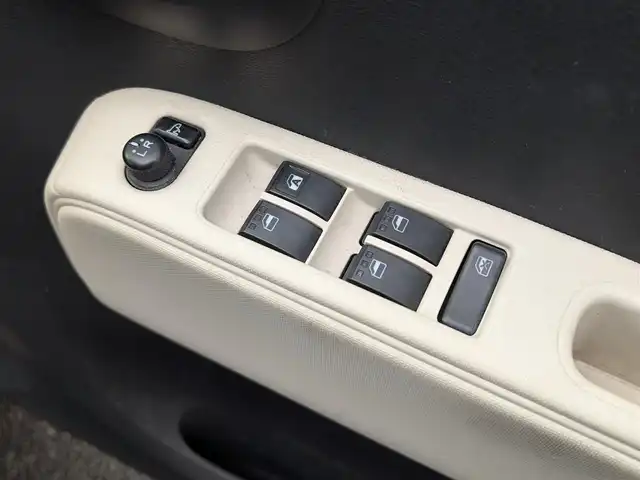 ダイハツ ミラ ココア X 福井県 2010(平22)年 6.7万km ココアベージュマイカメタリック ケンウッドメモリナビ/AM/FM/フルセグ/BT/CD/DVD/USB/バックカメラ/盗難防止装置/前方ドライブレコーダー/ETC/純正フロアマット/ダブルエアバッグ/Fフォグ/スマートキー