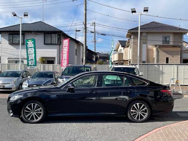 トヨタ クラウン ハイブリッド