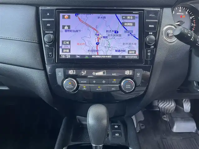 日産 エクストレイル 20Xi 高知県 2019(平31)年 6.3万km ダークメタルグレー フルセグテレビ/全方位カメラ/アイドリングストップ/クルーズコントロール/ETC/スマートキー/Bluetooth接続/後部座席用モニター/ブルーレイ接続/電動リアゲート/ドライブレコーダー/ABS/横滑り防止装置/コーナーセンサー/盗難防止装置/オートライト/LEDヘッドライト/純正18インチアルミホイール/純正フロアマット/Wエアバッグ