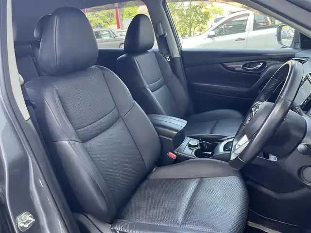 日産 エクストレイル 20Xi 高知県 2019(平31)年 6.3万km ダークメタルグレー フルセグテレビ/全方位カメラ/アイドリングストップ/クルーズコントロール/ETC/スマートキー/Bluetooth接続/後部座席用モニター/ブルーレイ接続/電動リアゲート/ドライブレコーダー/ABS/横滑り防止装置/コーナーセンサー/盗難防止装置/オートライト/LEDヘッドライト/純正18インチアルミホイール/純正フロアマット/Wエアバッグ