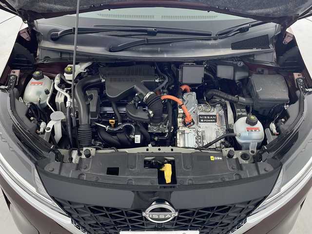 日産 ノート X 岐阜県 2022(令4)年 1.9万km バーガンディー 純正９インチナビ　MM223D-L/・CD/DVD/Bluetooth/MSV/フルセグTV/・全周囲カメラ/デジタルインナーミラー/ステアリングスイッチ/コムテック前後ドラレコ/オートLEDヘッドライト/オートハイビーム/スペアキー有/スマートキー/オートブレーキホールド/コーナーセンサー/車線逸脱警報/車線逸脱防止支援/後側方車両検知警報/後側方車両検知防止支援/速度標識表示/移動物検知/コーナーセンサー/ふらつき警報