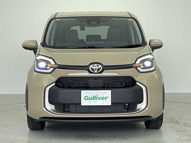 トヨタ シエンタ ハイブリッド Z 愛知県 2025(令7)年 0.1万km未満 ベージュ 登録済未使用車/コネクテッドナビ対応ディスプレイオーディオ/・Bluetooth/・Miracast/・フルセグ/全方位カメラ/ビルトインETC2.0/ドライブレコーダー/両側パワースライドドア/革巻きステアリング/ステアリングスイッチ/プリクラッシュセーフティ/レーンディパーチャーアラート/ブラインドスポットモニター/レーダークルーズコントロール/プロアクティブドライビングアシスト/横滑り防止/プッシュスタート