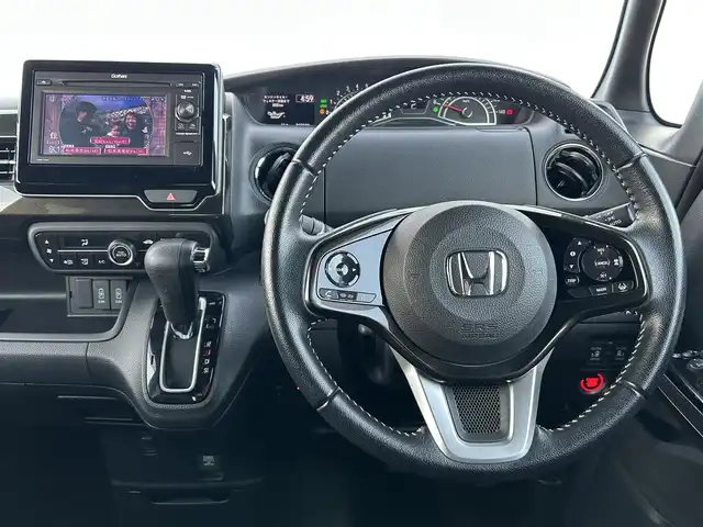 ホンダ Ｎ ＢＯＸ カスタム G L ターボ ホンダセンシング 愛媛県 2018(平30)年 4.4万km ゴールド 両側パワースライドドア/バックカメラ/LEDオートライト/クルーズコントロール　追従機能付き/純正１５インチアルミホイール/レーンキープアシスト/アイドリングストップ/カーテンエアバック/純正フロアマット/ハーフレザーシート/エンジンスタートボタン/CDチェンジャー/AAC/ABS/USB入力端子/ETC/パワーステアリング/パワーウィンドウ/スマートキー