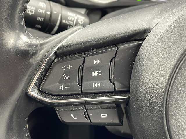マツダ ＣＸ－８ XD プロアクティブ 新潟県 2018(平30)年 7.8万km ジェットブラックマイカ ・４WD /・BOSEサウンドシステム/・マツダコネクトナビ＆フルセグ＆BT＆DVD/・バックカメラ/・サイドカメラ/・パワーバックドア/・社外ドライブレコーダー/・ステアリングヒーター/・前席シートヒーター/・運転席パワーシート/・ETC/・前後コーナーセンサー/・衝突軽減ブレーキ/・レーンキープアシスト/・レーダークルーズコントロール/・オートハイビーム/・電動パーキング/・ブレーキホールド/・純正19インチAW/・BSM/・フロアマット/・ルーフレール/・LEDオートライト/・フォグランプ