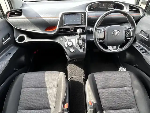 トヨタ シエンタ ハイブリッド G 島根県 2020(令2)年 7.4万km ホワイトパールクリスタルシャイン トヨタセーフティセンス/純正ナビ/CD/Bluetooth/バックカメラ/両側パワースライドドア/クルーズコントロール/オートマチックハイビーム /コーナーセンサー /LDA/ビルトインETC/前後ドライブレコーダー/スマートキー/スペアキー /プッシュスタート /純正フロアマット