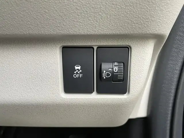 ホンダ Ｎ ＢＯＸ 滋賀県 2024(令6)年 0.2万km クリスタルブラックパール 禁煙車/純正８型ナビ/バックカメラ/ドライブレコーダー/ＬＥＤライト/ステアリングスイッチ/ホンダセンシング/●衝突軽減ブレーキ/●先行車発進お知らせ機能/●歩行者事故低減ステアリング/●路外逸脱抑制機能/●標識認識機能/●渋滞追従機能付アダプティブクルーズコントロール/●車線維持支援システム/●誤発進抑制機能/●後方誤発進抑制機能/●近距離衝突軽減ブレーキ/●急アクセル抑制機能/●パーキングセンサーシステム/●オートハイビーム/片側パワースライドドア/オートライト/スマートキー/オートブレーキホールド/電動格納ミラー